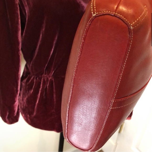 COACH Legacy Red Leather Feeder Bucket Adjustable Crossbody Shoulder Bag Vintage - Picture 3 of 11